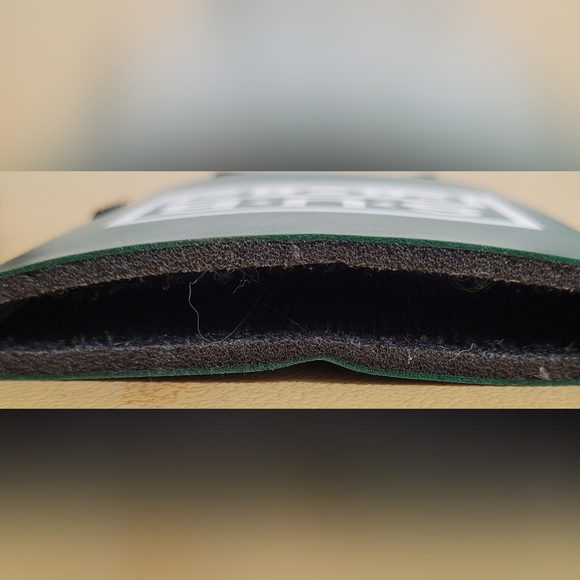 SUB POP Original Koozie Green NWOT Drink Beer Can Cozy Koozy Bottle Music Label - Picture 9 of 10